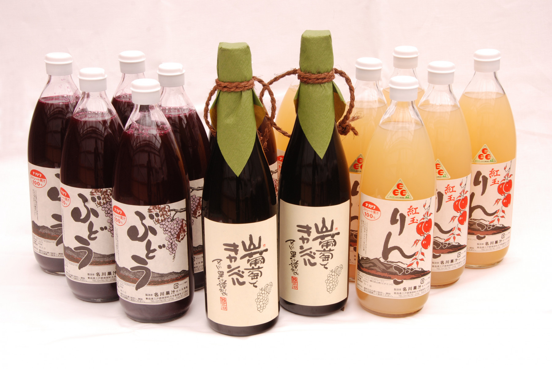 Handmde Juice Factory
名 川 果 汁