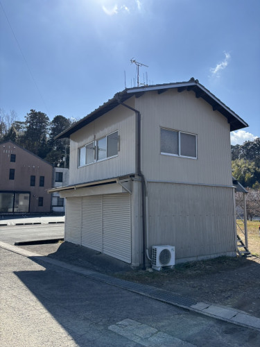 【賃貸・戸建住宅】北宇和郡鬼北町大字近永(1DK－倉庫付)