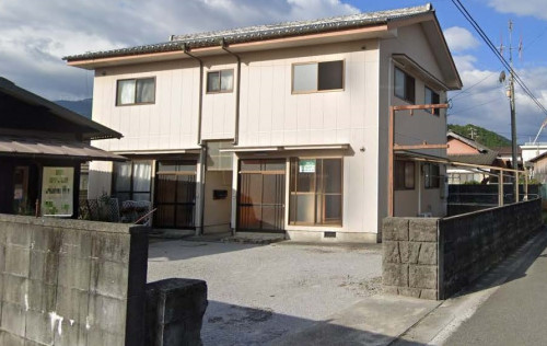 【賃貸・アパート】北宇和郡鬼北町大字近永(２戸１棟)