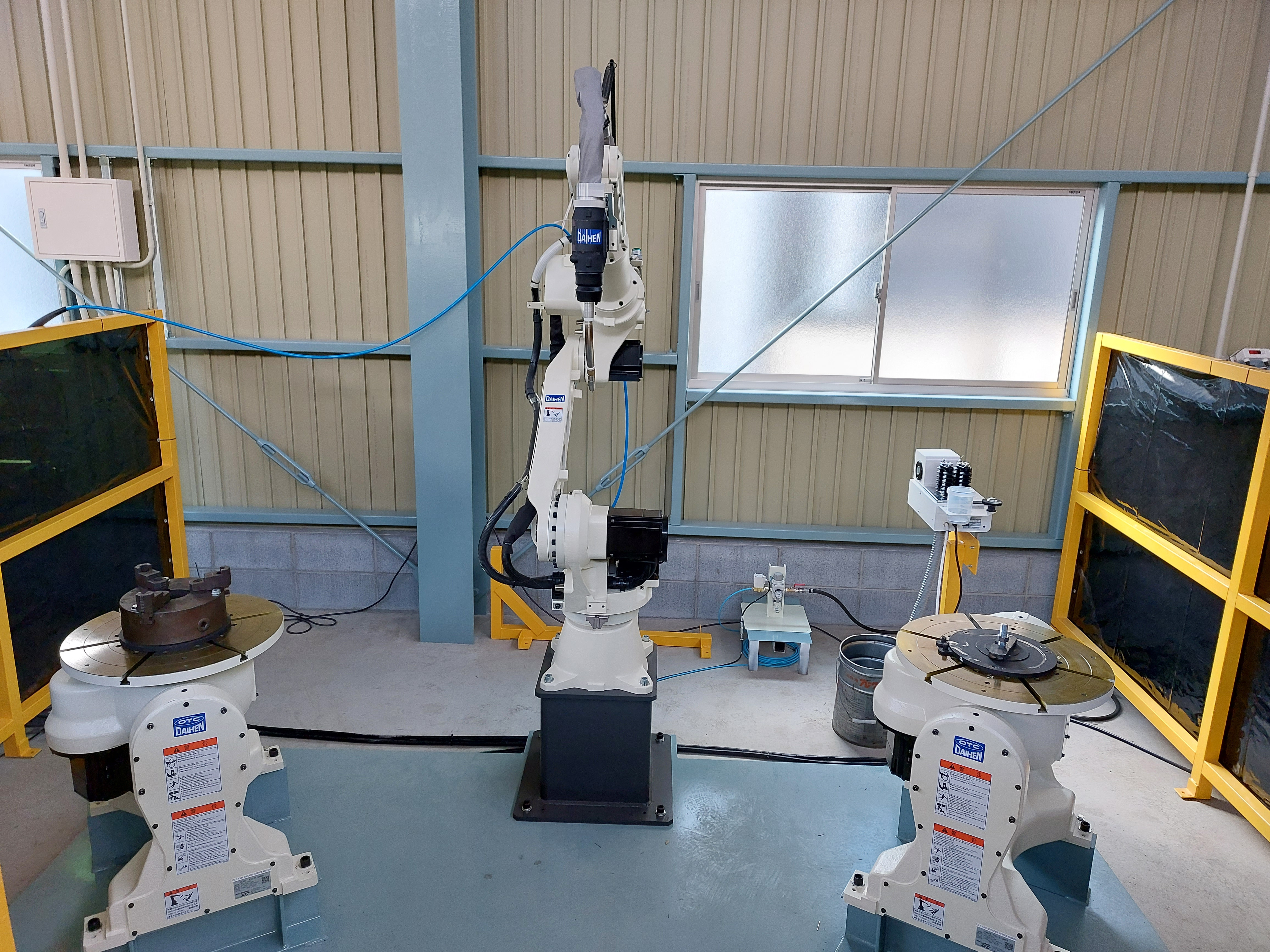 第２工場完成　ロボット溶接機導入