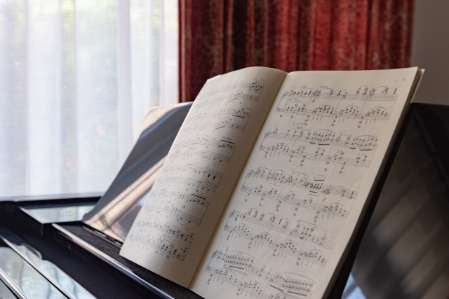 【充実♪ピアノ・ソルフェージュコース】（45・60分月3、4回）