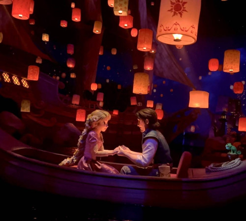 ランタンが舞う夜…