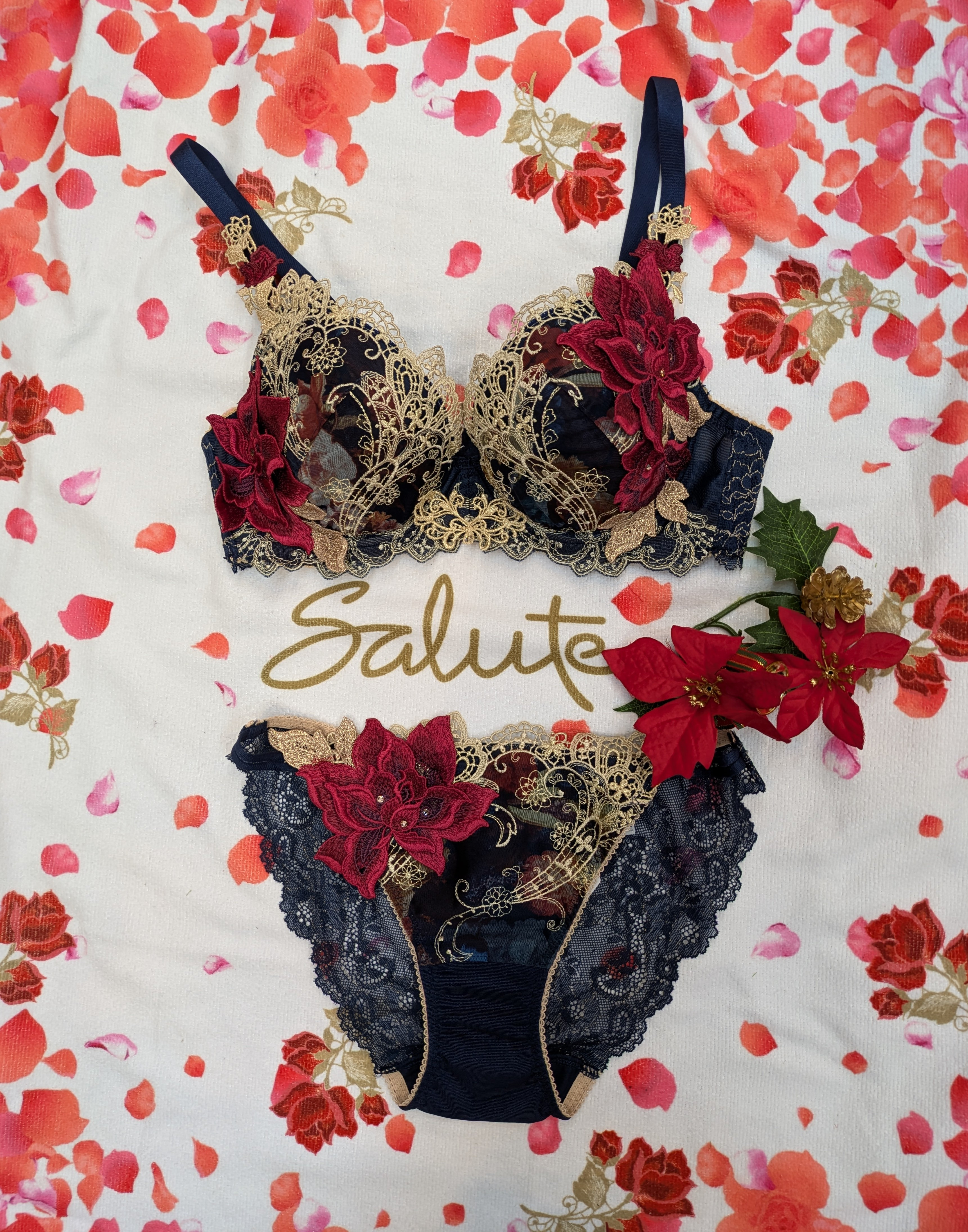 ワコール　マネキン　ランジェリー　下着 特別な日のための憧れランジェリー』 - 都留市 ｜ 女性下着専門店