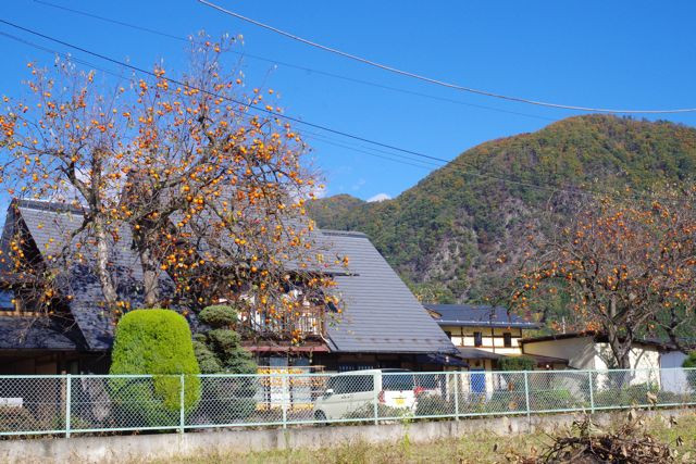 甲州の鎌倉と呼ばれる「塩山」・にほんの里１００選のまち「牧丘」には趣ある古民家が多数点在しています