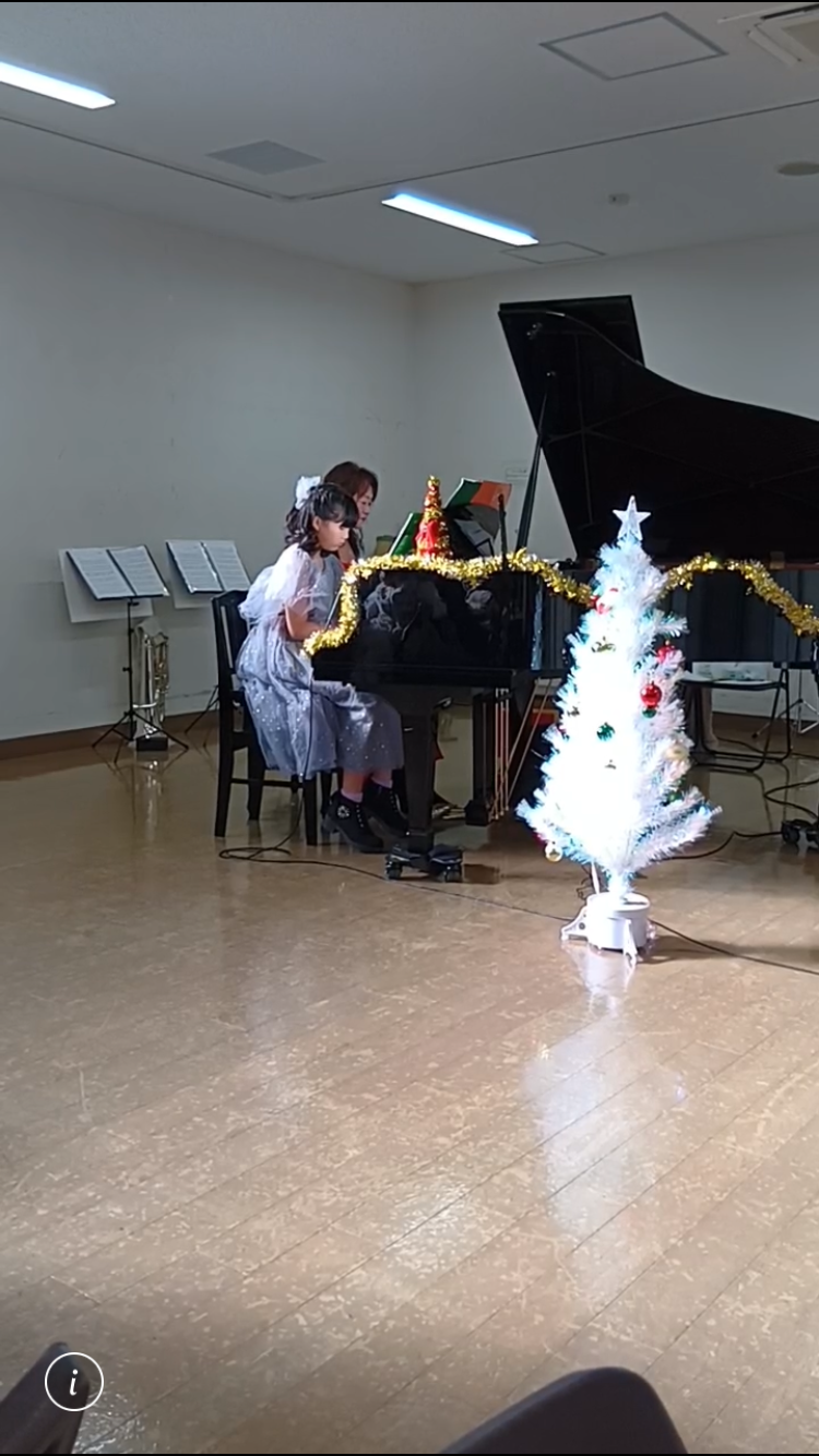 初めてのXmas★party🤶〜大好きな曲&quot;星に願いを&quot;ヒロミ先生と連弾しました🥰