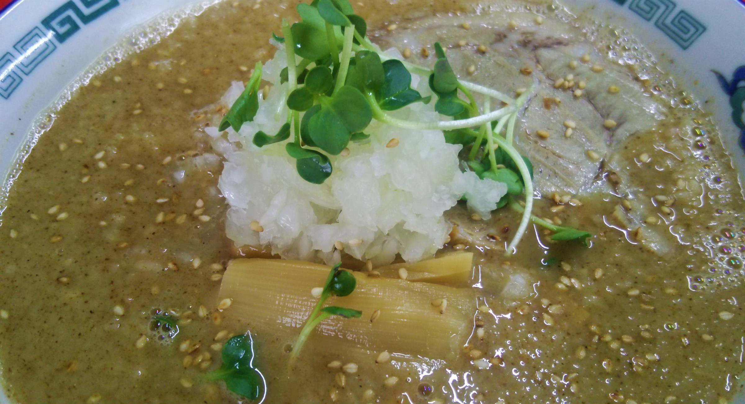我流の煮干し！超濃厚超ど煮干しラーメン