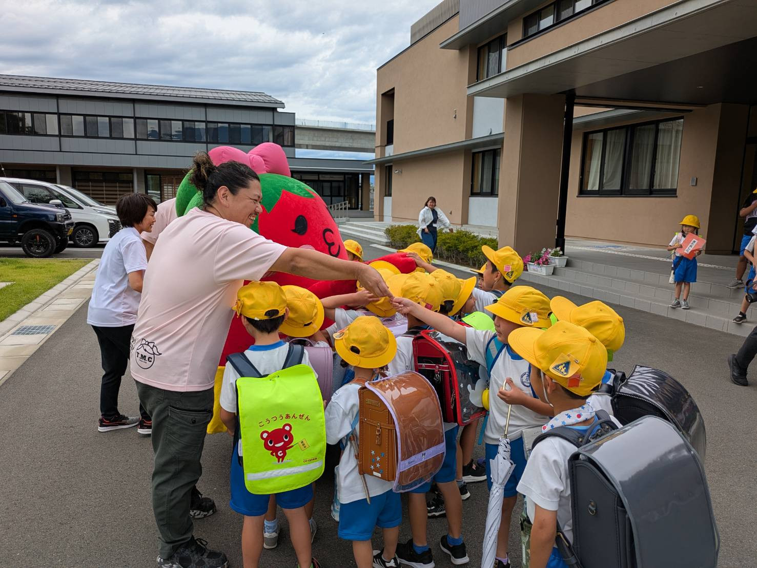 市内小学校下校見守り活動