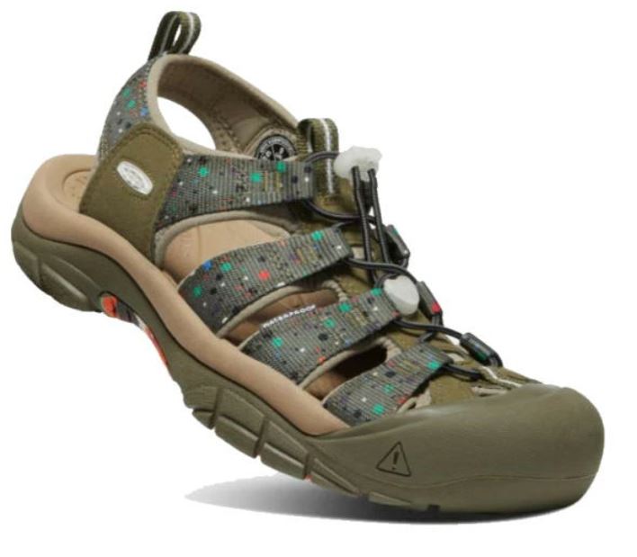 KEEN ニューポートH2