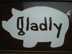 gladly（グラッドリー）