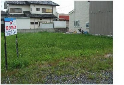 建築条件なし、閑静な住宅地です。