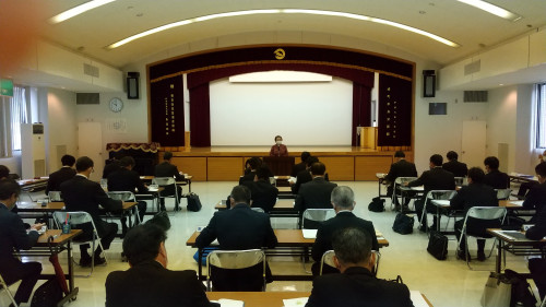1102対馬市小中学校校長会.JPG
