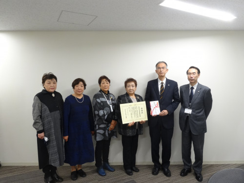 「長崎県愛の福祉基金」へ寄付金を贈呈