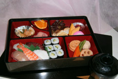 寿司定食　１３００円