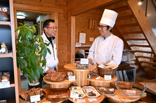 東彼商工会　江口智彦（グリュックリッヒ）