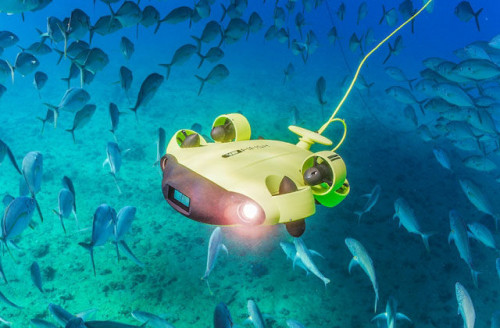 underwater-drone-fifish-v6-won-the-2019-good-design-award-640x420.jpg