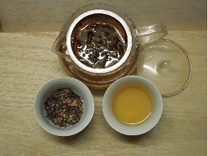 茶葉と水色(ｽｲｼｮｸ)のイメージ