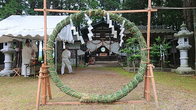 細野神社茅の輪.jpg