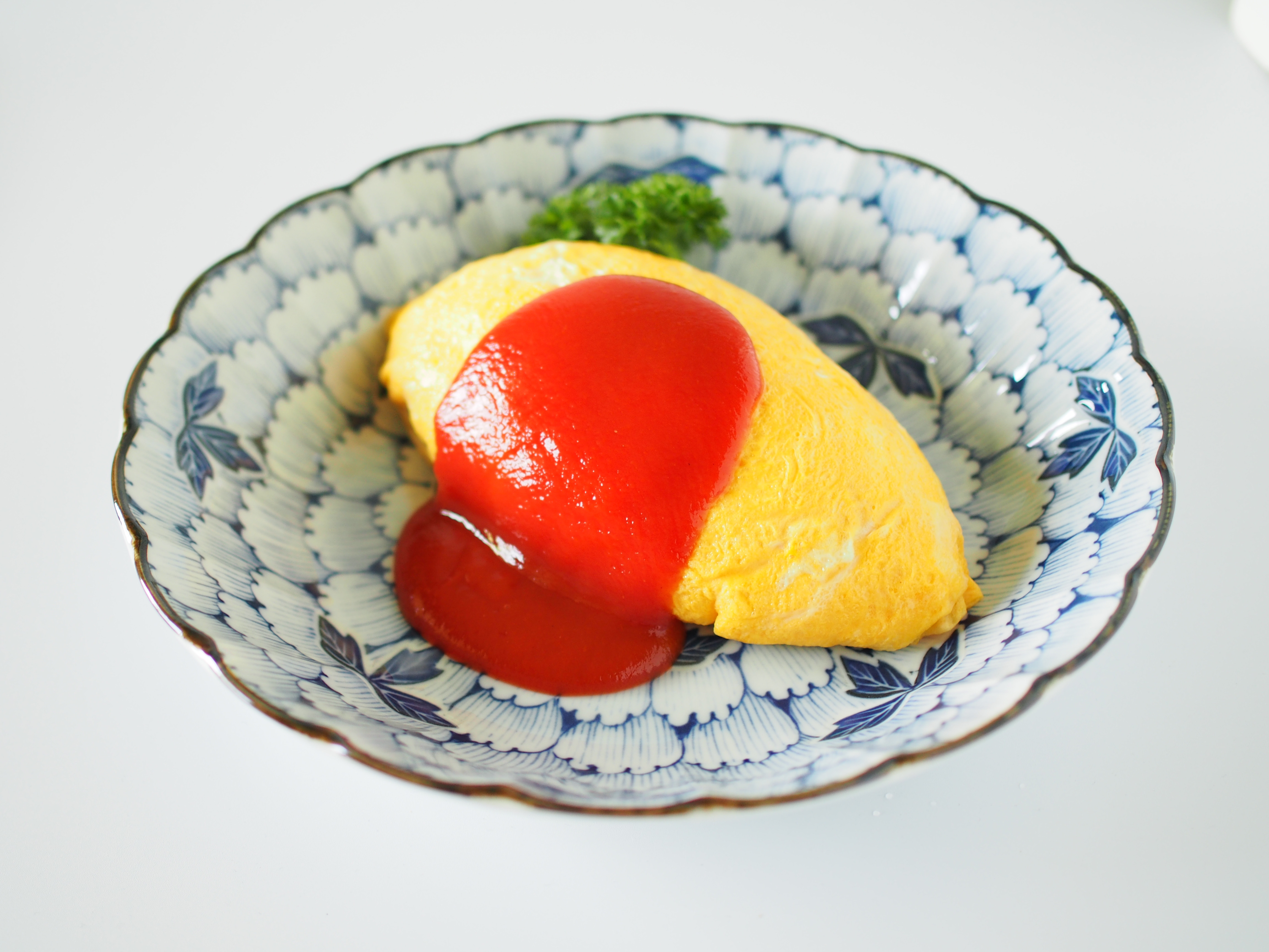 ケチャップソースのオムライス