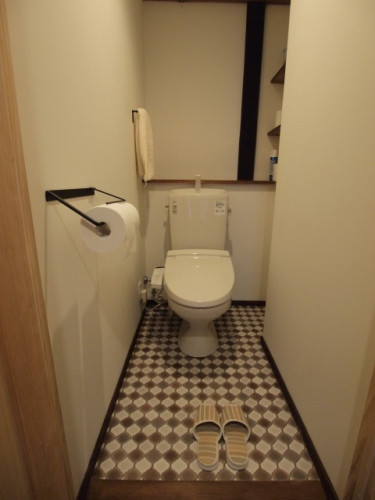 share-toilet.jpg