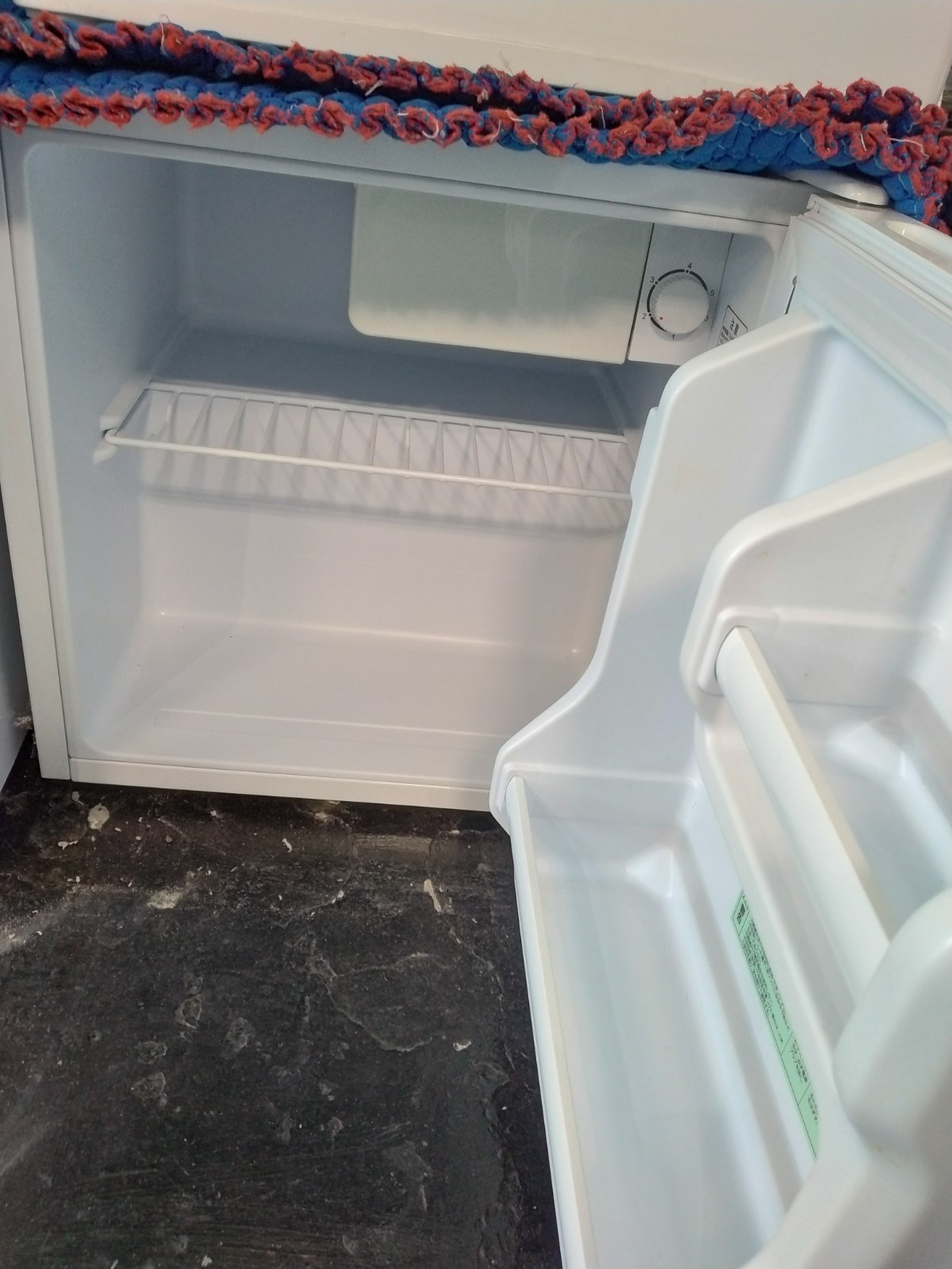 小型冷蔵庫(42L)