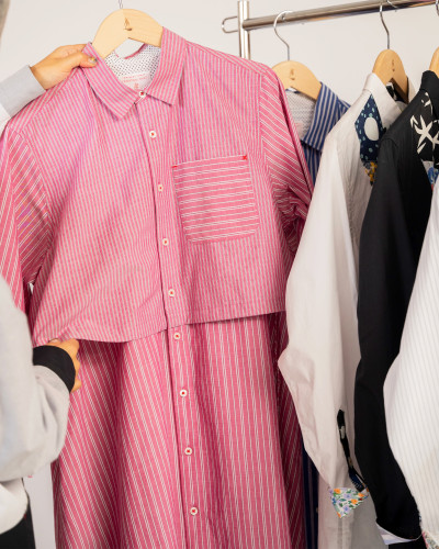 【美品】河谷シャツ　KAWATANI SHIRTシャツワンピース　花柄 河谷シャツ ワンピース ほぼ未使用 - メルカリ