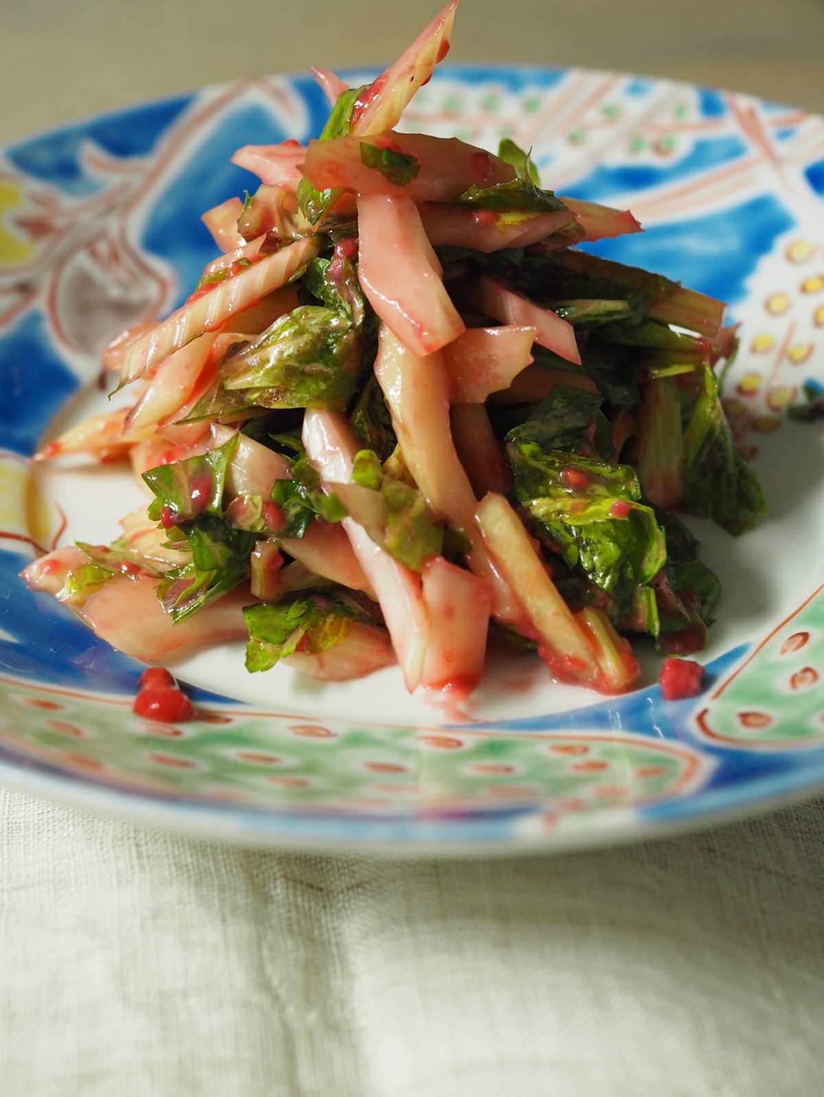 セロリラズベリーサラダ