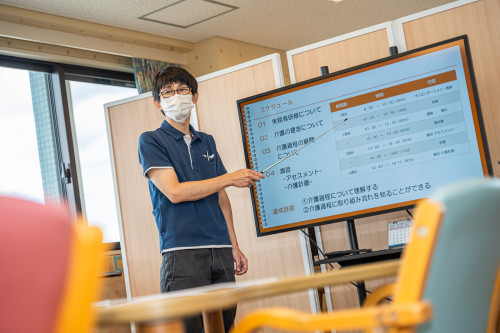 主任講師の写真