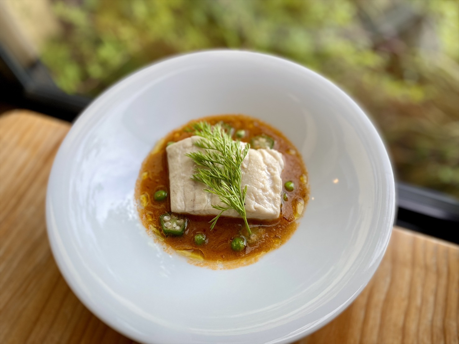 7,8月のお魚ランチ【スズキのワイン蒸し　ガスパチョのソース】