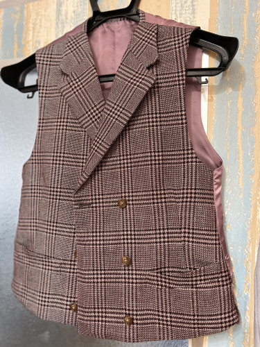 Doumeuil ピンクチェックベスト！