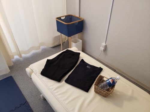 ▲清潔な施術着をご用意しております(無料)