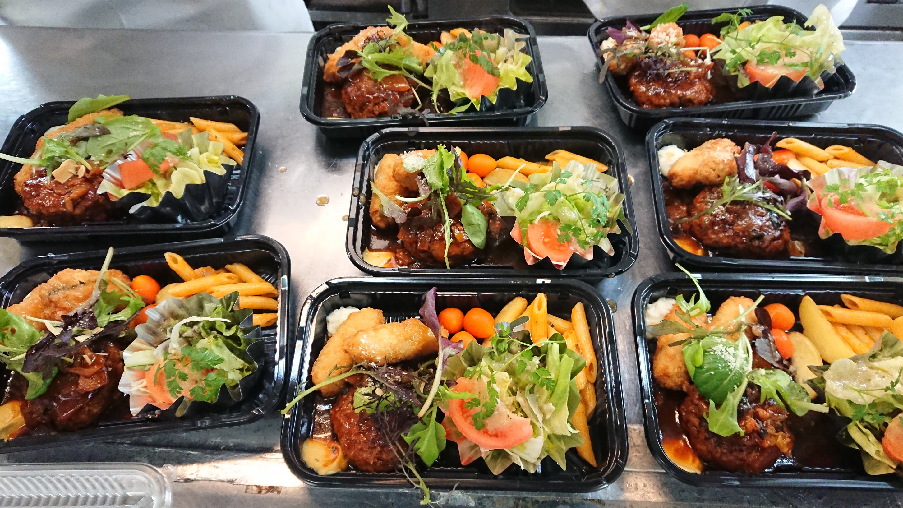 おいしい洋食 姫路でランチ ディナー スイーツはシェフの味 洋食屋料理番公式ｈｐ テイクアウト オードブル 特注お弁当