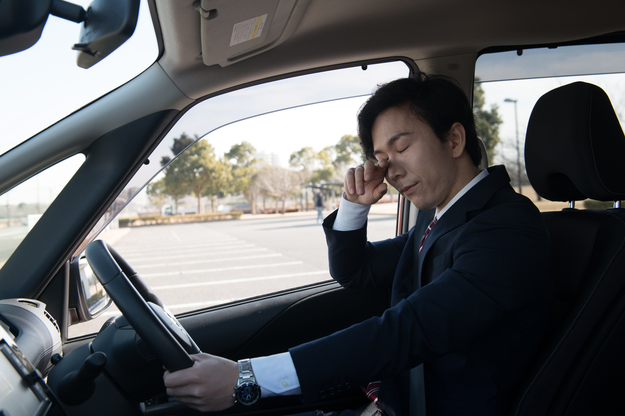 ■運転手の眠気覚ましにはコレ！居眠り運転の危険性や対処法まとめ