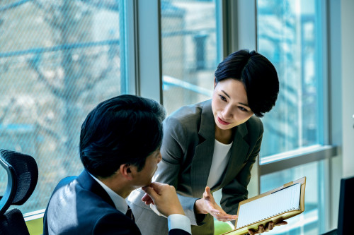 ■＜8月コラム＞秘書志望の方注目！実際のところ秘書の給料はどのくらいなの？
