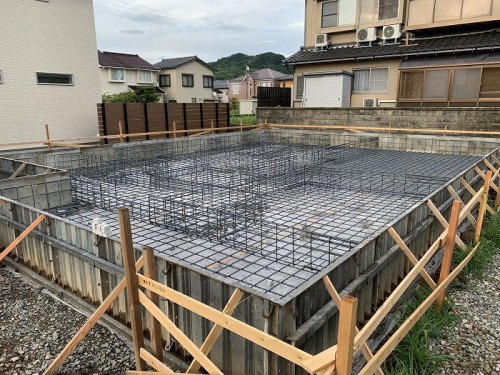 BLOG　飛び出し注意