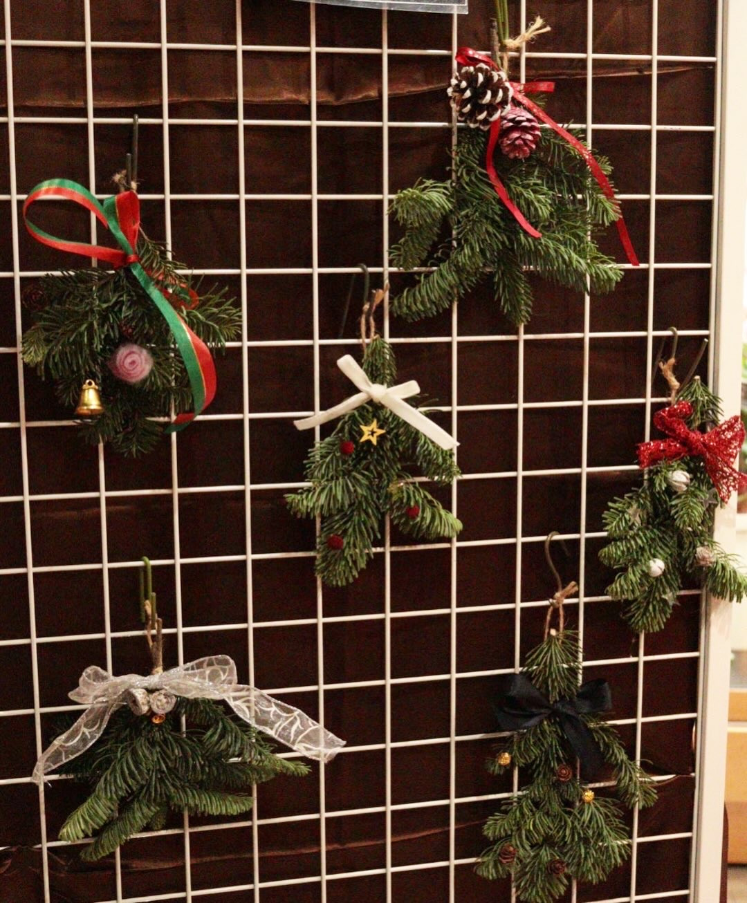 クリスマススワッグ揃ってます