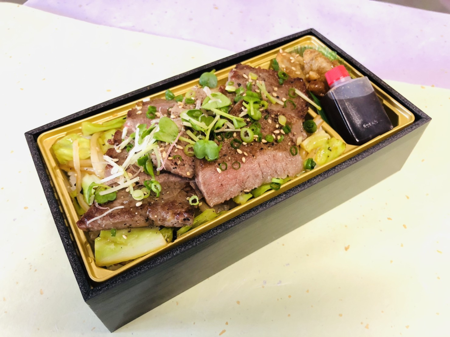 飛騨牛サーロインステーキ丼（2800円）