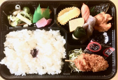 700円弁当.jpg