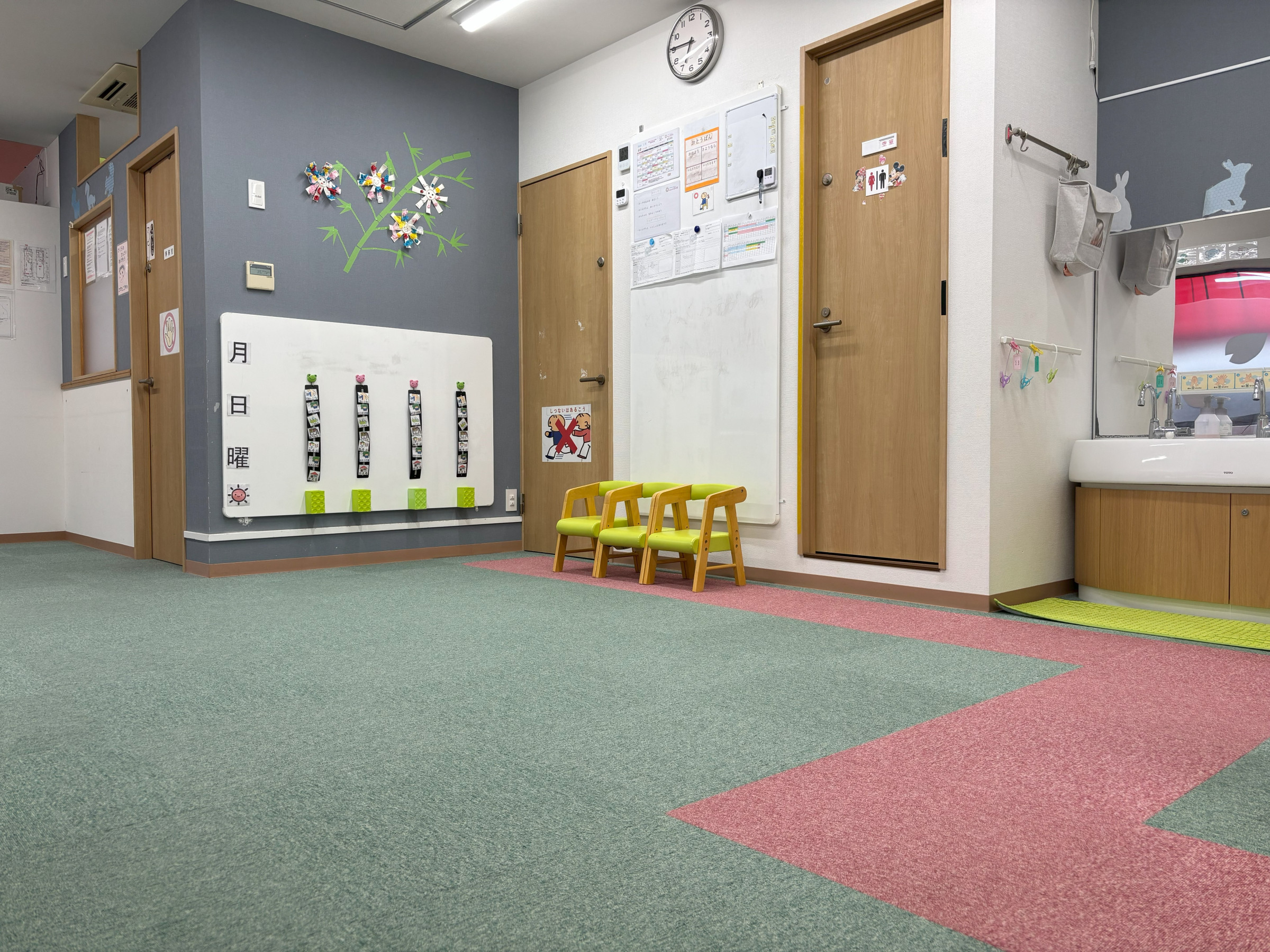 行動の見通しは導線やスケジュールボードを活かした環境設定から