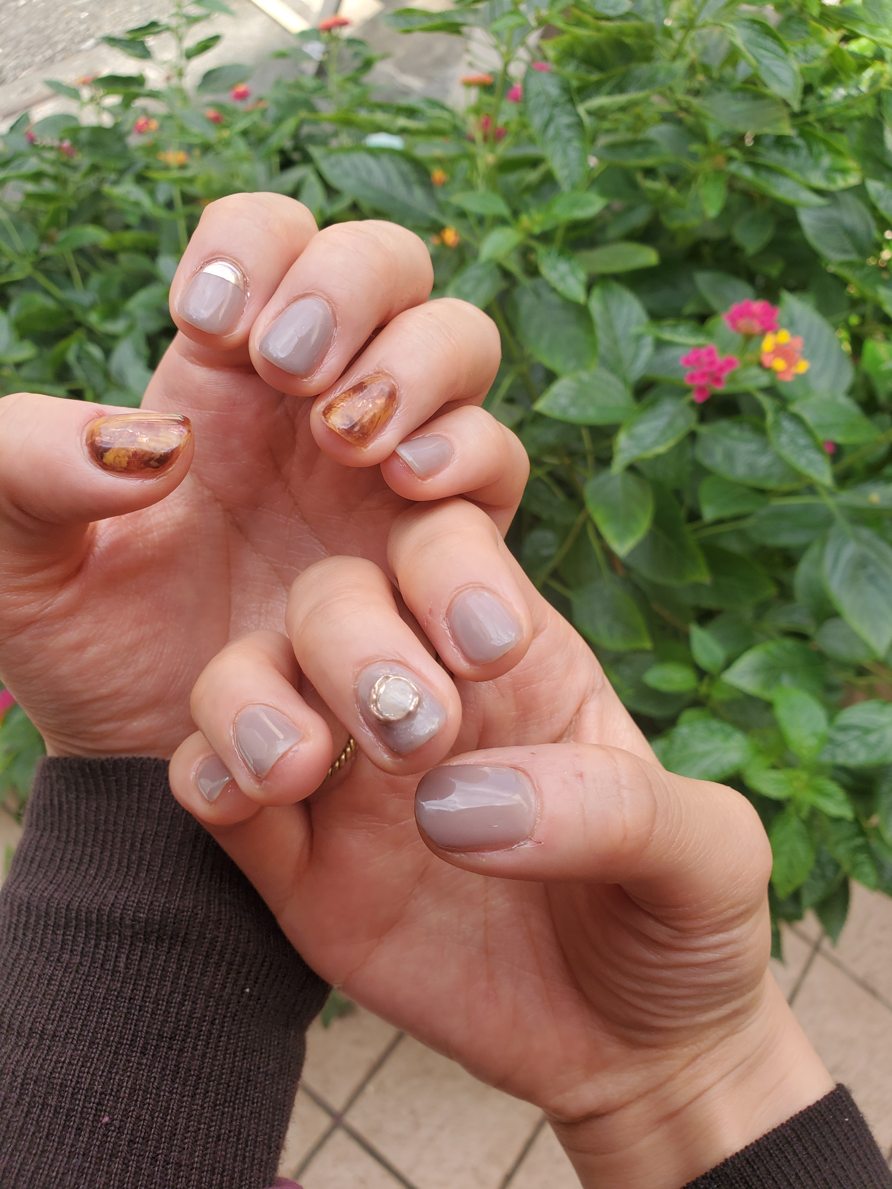 写真集 ハンドネイルデザイン例 6ページ ケアネイルサロン Kirari