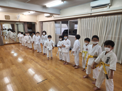 ［土曜日］13:00~クラス・14:00~クラスの新規募集を締切らせていただきました🥋