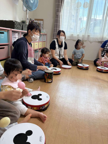札幌ドラムサークルさんのベビードラム体験