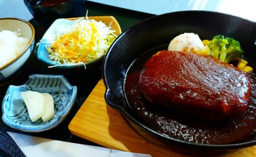 ハンバーグ定食.jpg
