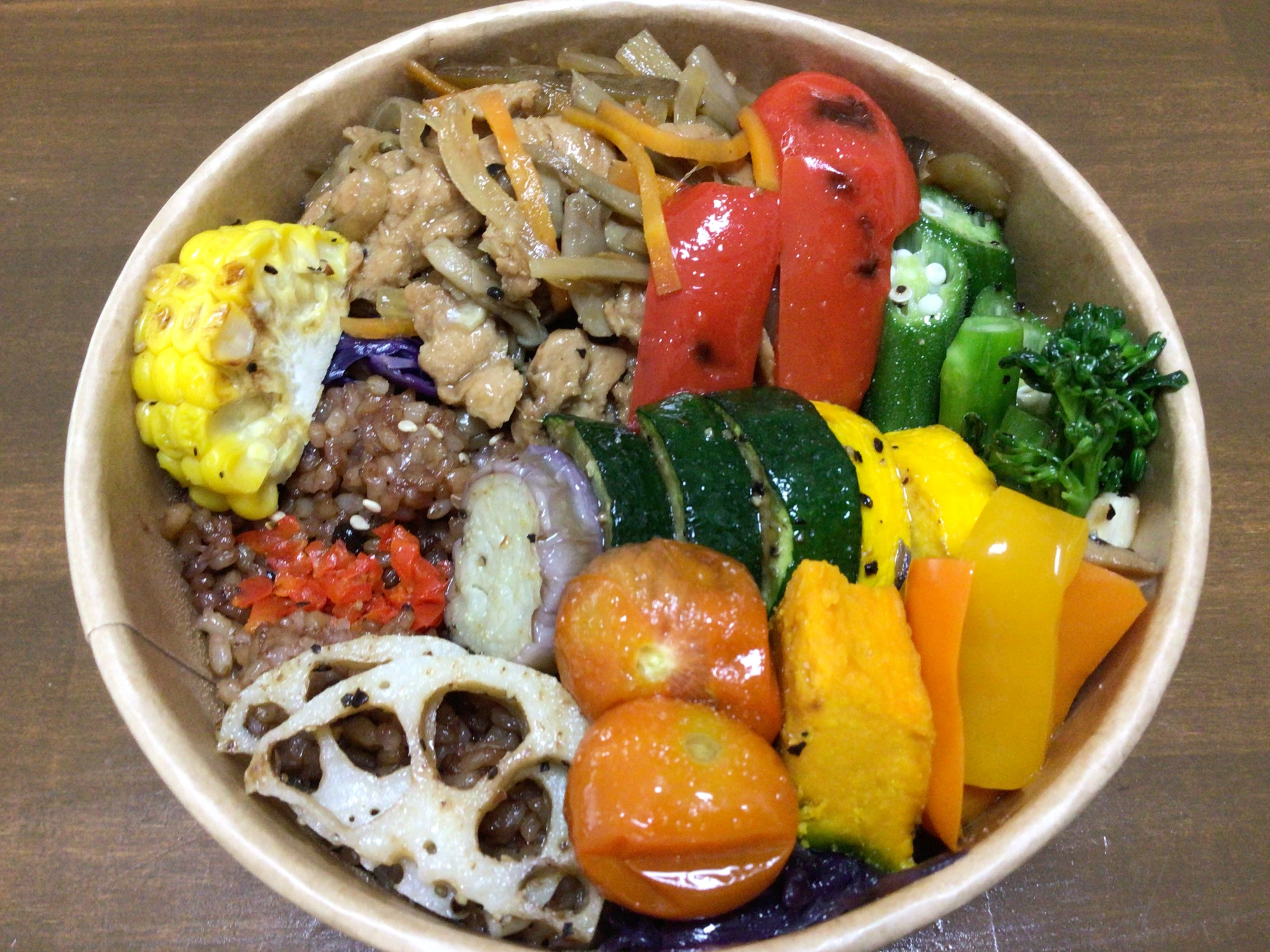 酵素玄米　大豆ミート生姜焼き弁当