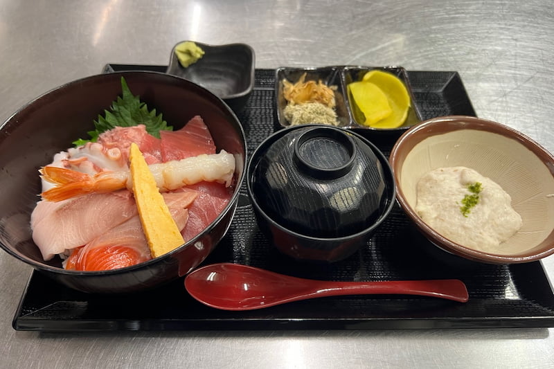自然薯海鮮丼御膳