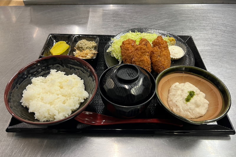 自然薯牡蠣フライ御膳