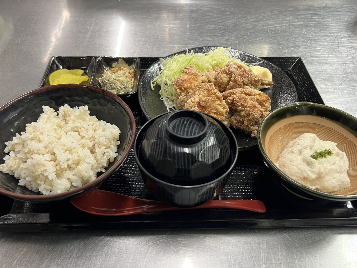 唐揚げ御膳（自然薯付き）