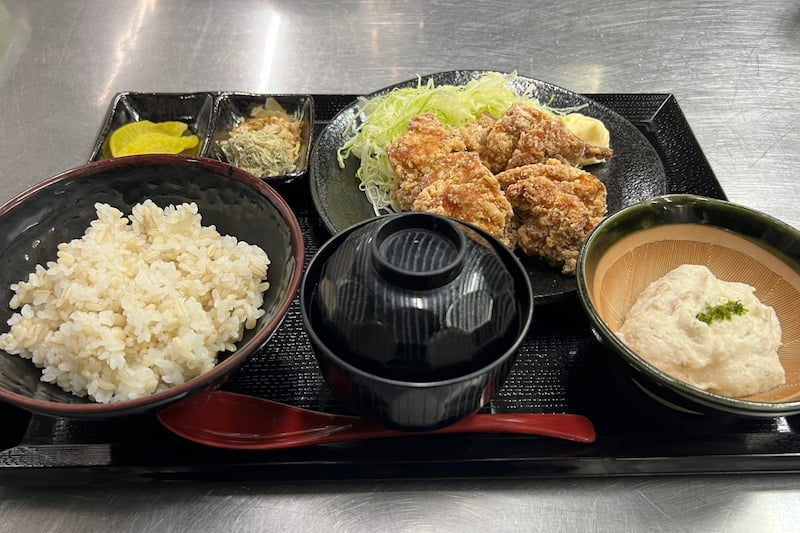自然薯鶏唐揚げ御膳