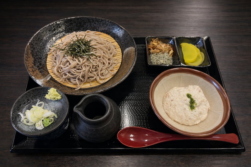 蕎麦御膳（自然薯付き）