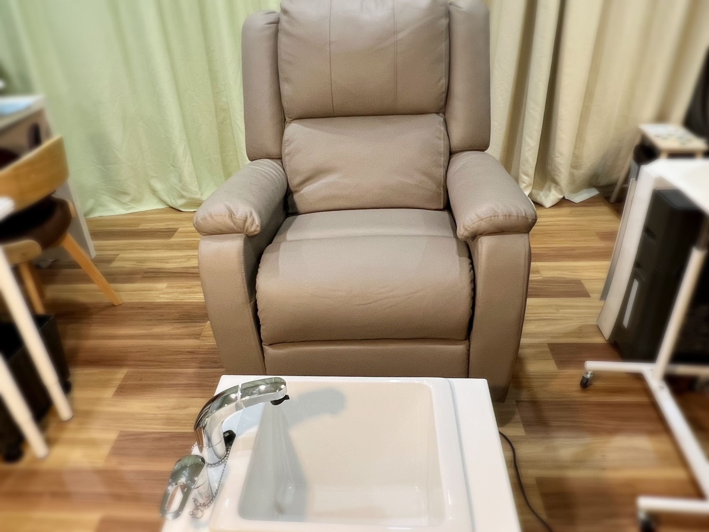 フット席は備え付けのバスタブでゆったり