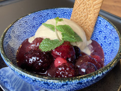 チェリージュビリー＆紅茶のアイス